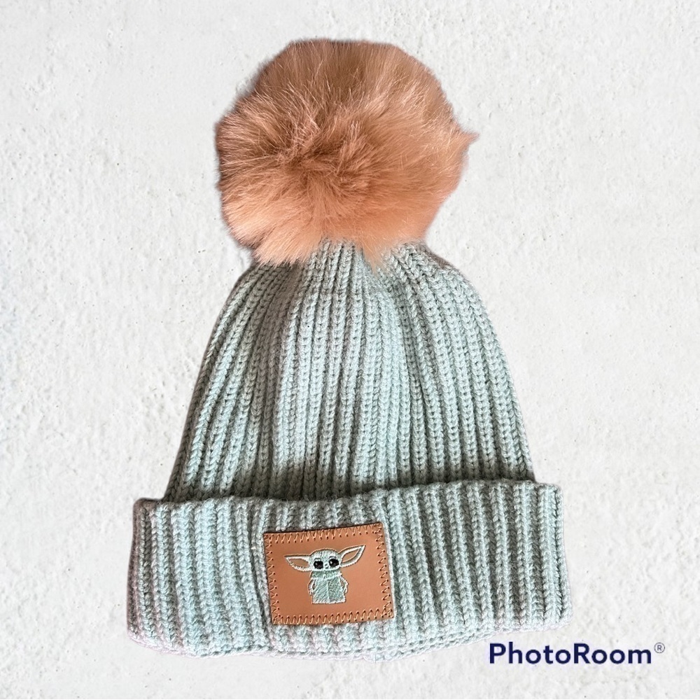 WOMENS Star Wars Beanie Baby Yoda / Grogu / The Mandalorian Winter Hat Pom Pom